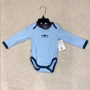 NWT Kushies bodysuit•